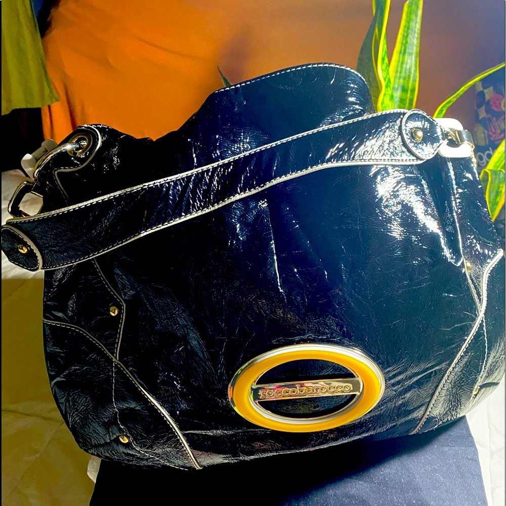 ROCCOBAROCCO Authentic Glossy Black Shoulder Bag